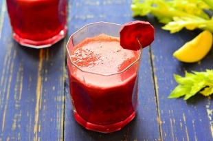 The combination of product-from-carrot-spinach-and-beet-lets-improve-blood circulation-and-clear-vases